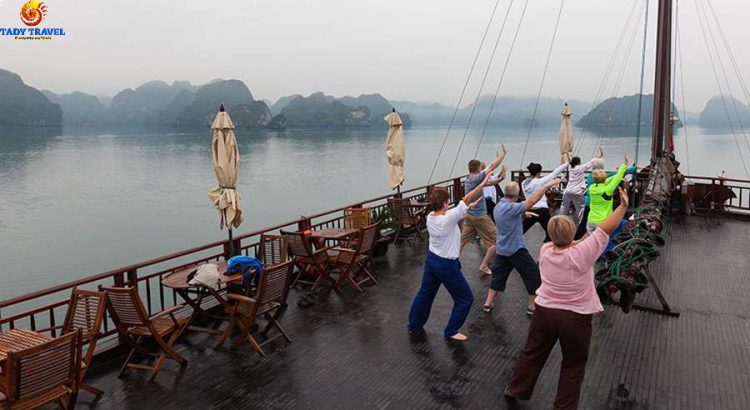 jasmine-cruise-ha-long-bay4