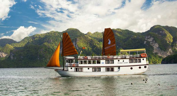 phoneix-cruises-ha-long-bay1