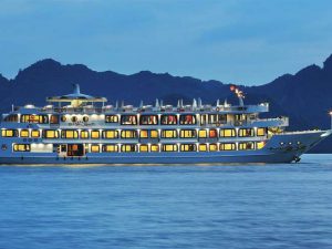 starlight-cruise-bai-tu-long-bay