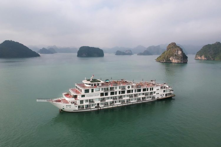 Ambassador-cruises-ha-long-bay16