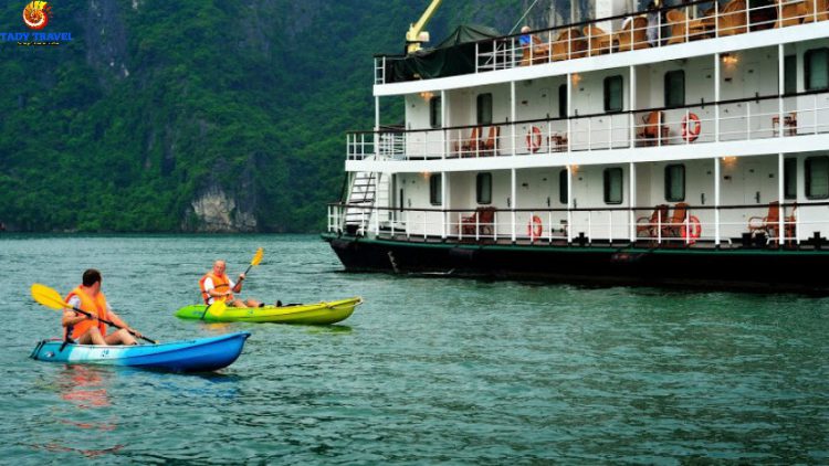 Emeraude-cruises-ha-long-bay