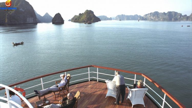 Emeraude-cruises-ha-long-bay17