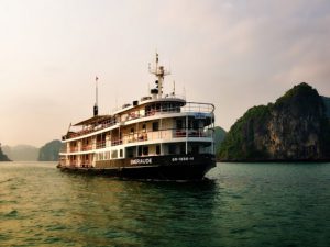 Emeraude-cruises-ha-long-bay23