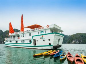 L'Azalée-cruise-ha-long-bay