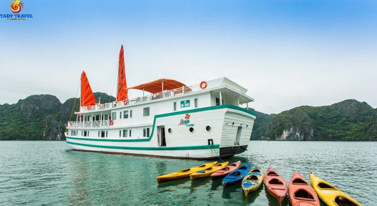 L'Azalée-cruise-ha-long-bay