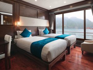 alisa-cruises-ha-long-bay35