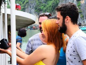 alova-day-cruise-ha-long-bay9