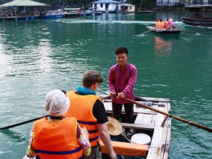 amira-cruises-bai-tu-long-bay12