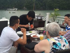 amira-cruises-bai-tu-long-bay15