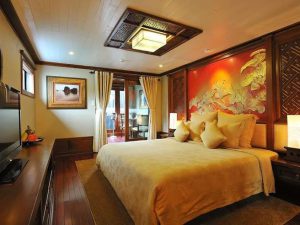 paradise-peak-cruises-ha-long-bay2