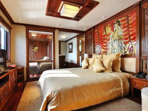 paradise-peak-cruises-ha-long-bay5