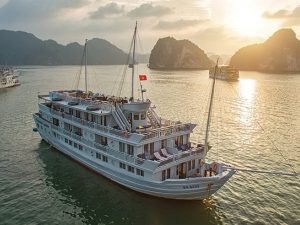paradise-sails-cruises-ha-long-bay