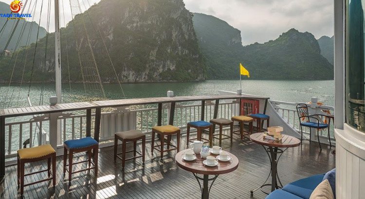 paradise-sails-cruises-ha-long-bay10