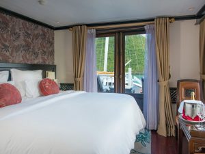 paradise-sails-cruises-ha-long-bay22