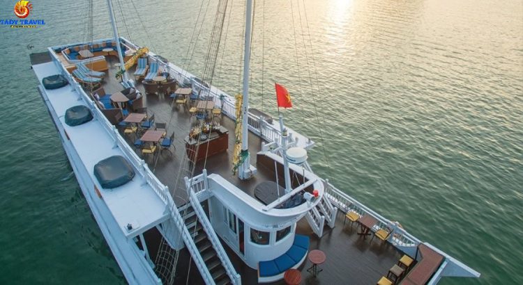 paradise-sails-cruises-ha-long-bay3