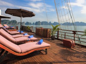 pelican-cruises-ha-long-bay14