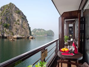 peony-cruises-lan-ha-bay26