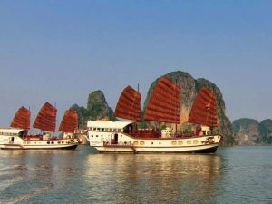 red-dragon-cruise-bai-tu-long-bay1