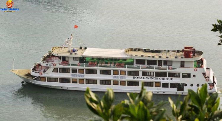 royal-wing-cruises-bai-tu-long-bay1