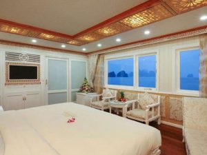 royal-wing-cruises-bai-tu-long-bay17