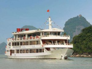 royal-wing-cruises-bai-tu-long-bay2