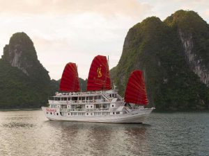 syrena-cruises-ha-long-bay