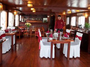 valentine-cruises-ha-long-bay6