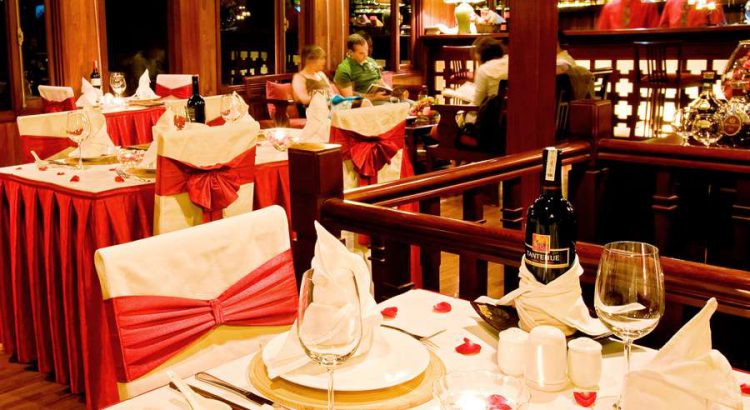 valentine-cruises-ha-long-bay7