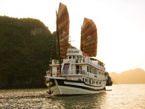 vspirit-cruises-ha-long-bay1