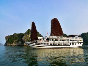 vspirit-cruises-ha-long-bay2